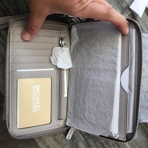 New MK wallet/wristlet